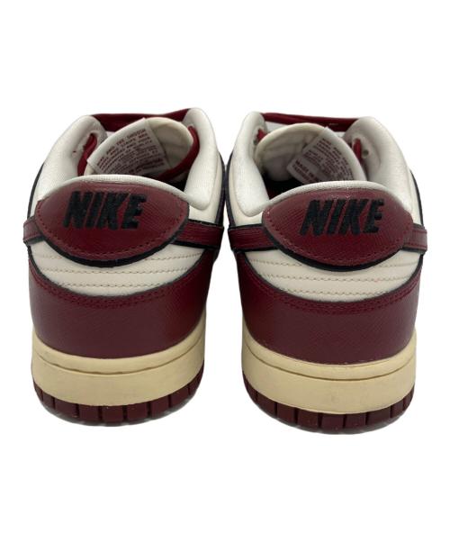 NIKE（ナイキ）NIKE (ナイキ) NIKE DUNK LOW SE レッド サイズ:26.5の古着・服飾アイテム