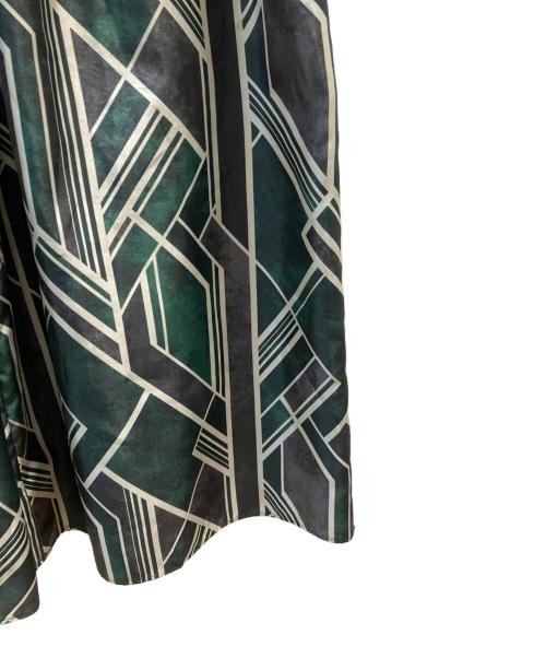 M・Fil（エムフィル）M・fil (エムフィル) プリントワイドパンツ グリーン サイズ:36の古着・服飾アイテム