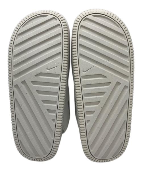 NIKE（ナイキ）NIKE (ナイキ) NIKE CALM SANDAL ホワイト サイズ:US6 UK3.5 EUR36.5 cm23 BR35 CN230の古着・服飾アイテム