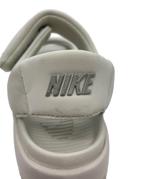 NIKE（ナイキ）NIKE (ナイキ) NIKE CALM SANDAL ホワイト サイズ:US6 UK3.5 EUR36.5 cm23 BR35 CN230の古着・服飾アイテム