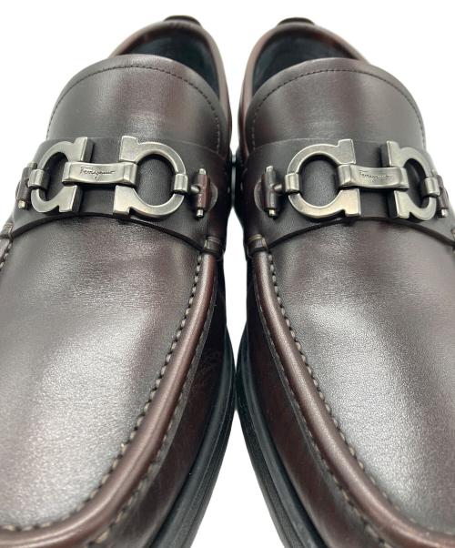 Salvatore Ferragamo（サルヴァトーレ フェラガモ）Salvatore Ferragamo (サルヴァトーレ フェラガモ) DAVID ガンチーニビットローファー ブラウン サイズ:5の古着・服飾アイテム