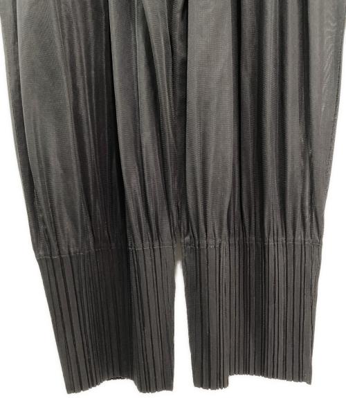 PLEATS PLEASE（プリーツプリーズ）PLEATS PLEASE (プリーツプリーズ) FLUFFY BASICS JUMPSUIT ブラック サイズ:2の古着・服飾アイテム