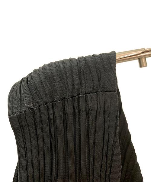 PLEATS PLEASE（プリーツプリーズ）PLEATS PLEASE (プリーツプリーズ) FLUFFY BASICS JUMPSUIT ブラック サイズ:2の古着・服飾アイテム