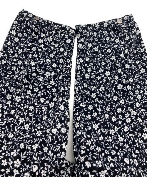 23区（ニジュウサンク）23区 (ニジュウサンク) ブルームフラワープリントワンピース ネイビー サイズ:46 未使用品の古着・服飾アイテム