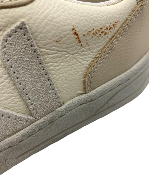 VEJA（ヴェジャ）VEJA (ヴェジャ) スニーカー ベージュ サイズ:23の古着・服飾アイテム