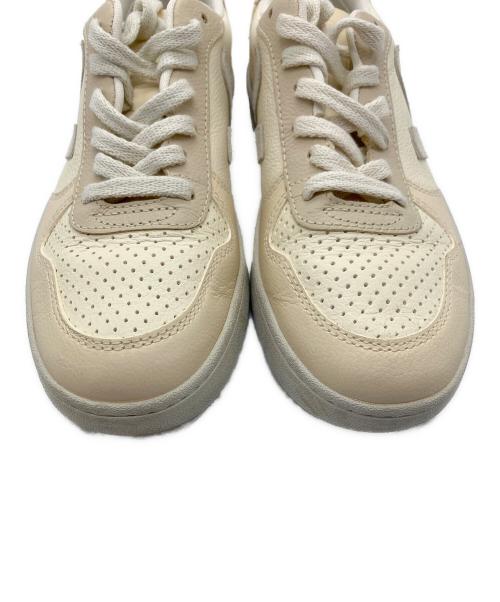 VEJA（ヴェジャ）VEJA (ヴェジャ) スニーカー ベージュ サイズ:23の古着・服飾アイテム