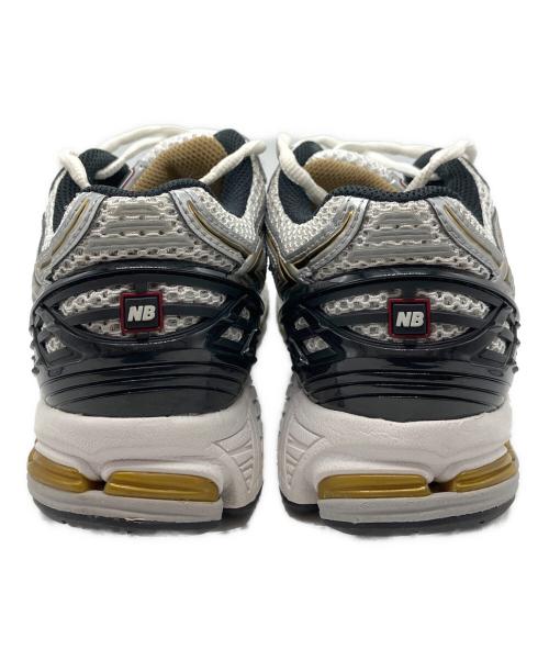 NEW BALANCE（ニューバランス）NEW BALANCE (ニューバランス) M1906RA ホワイト×ブラック サイズ:24の古着・服飾アイテム