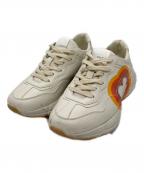 GUCCIグッチ）の古着「Interlocking G and Hearts スニーカー」｜ベージュ