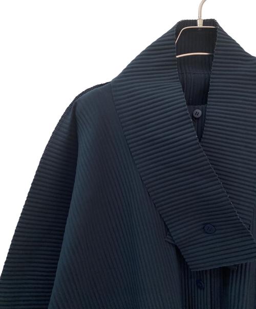 me ISSEY MIYAKE（ミーイッセイ ミヤケ）me ISSEY MIYAKE (ミーイッセイ ミヤケ) ハイネックプリーツカーディガン ダークネイビー サイズ:Freeの古着・服飾アイテム