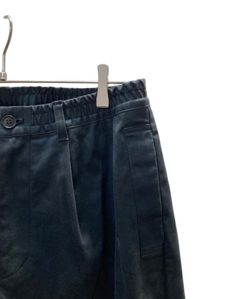 STILL BY HAND（スティルバイハンド）STILL BY HAND (スティルバイハンド) タックパンツ ブラック サイズ:48の古着・服飾アイテム
