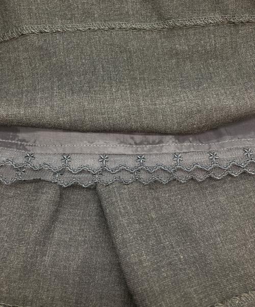 FOXEY BOUTIQUE（フォクシー ブティック）FOXEY BOUTIQUE (フォクシー ブティック) ノースリーブニットワンピース グレー サイズ:38の古着・服飾アイテム