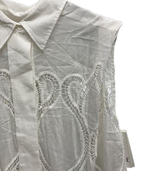 EMOELLE（エモエレ）EMOELLE (エモエレ) エンブロイダリーレースシャツワンピース ホワイト サイズ:Free 未使用品の古着・服飾アイテム