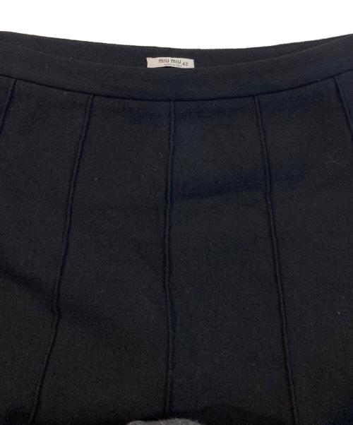 MIU MIU（ミュウミュウ）MIU MIU (ミュウミュウ) フレア ミニ スカート ブラック サイズ:42の古着・服飾アイテム