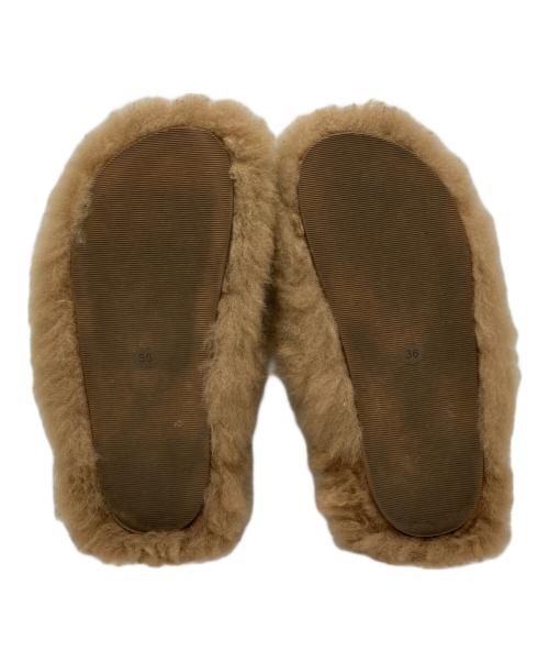 yves salomon（イヴサロモン）yves salomon (イヴサロモン) ファーサンダル ベージュ サイズ:36の古着・服飾アイテム