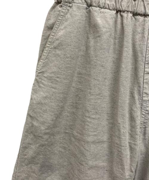 nest Robe（ネストローブ）nest Robe (ネストローブ) BASIC デニム混キャンバス超撥水ワイドパンツ グレー サイズ:2の古着・服飾アイテム