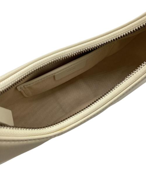 osoi（オソイ）OSOI (オソイ) TONI MINI バッグ アイボリーの古着・服飾アイテム