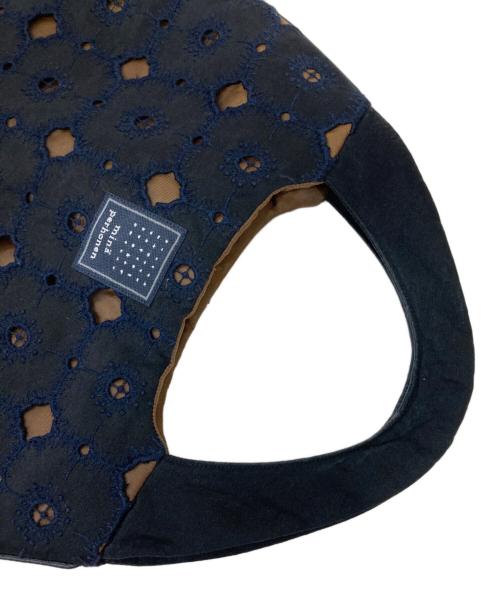 mina perhonen（ミナ ペルホネン）mina perhonen (ミナ ペルホネン) anemone “エッグバッグ” ネイビーの古着・服飾アイテム