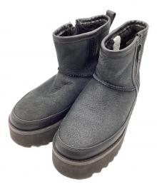 UGG（アグ）の古着「Classic Rebel Biker Mini」｜ブラック