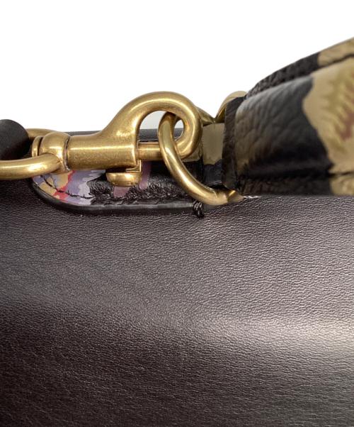 COACH（コーチ）COACH (コーチ) KAFFE FASSETT (カフェ・ファセット) Tabby Top Handle In Signature Canvas With Kaffe Fassett Printの古着・服飾アイテム