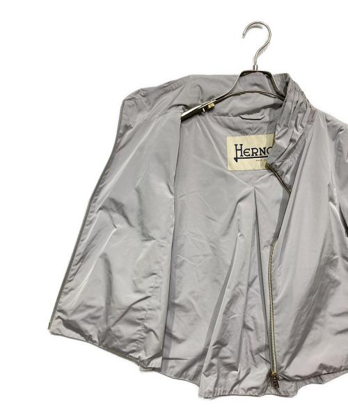 HERNO（ヘルノ）HERNO (ヘルノ) Short sleeve grey nylon jacket ライトグレー サイズ:42の古着・服飾アイテム