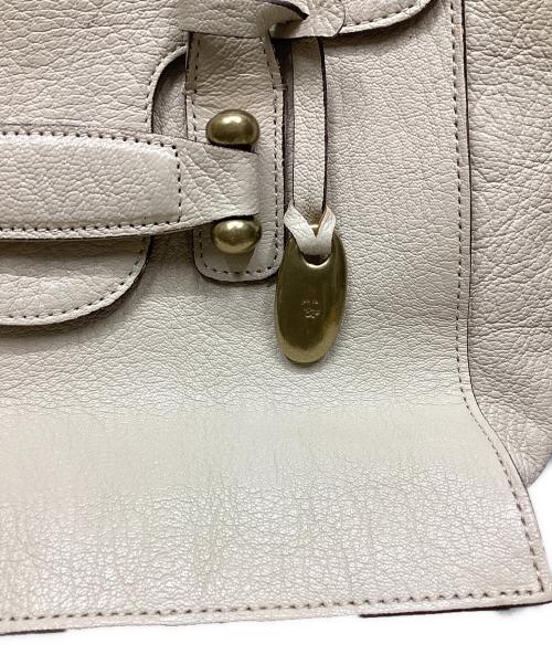 TOFF&LOADSTONE（トフアンドロードストーン）TOFF&LOADSTONE (トフアンドロードストーン) レザーハンドバッグ アイボリーの古着・服飾アイテム