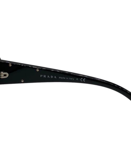 PRADA（プラダ）PRADA (プラダ) サングラス　SPR27L ブラック サイズ:57□17-135の古着・服飾アイテム