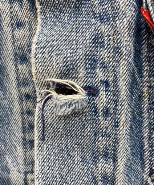 LEVI'S（リーバイス）LEVI'S (リーバイス) デニム トラッカージャケット インディゴ サイズ:SIZE 44の古着・服飾アイテム