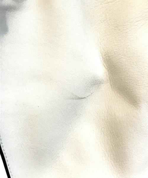 JIMMY CHOO（ジミーチュウ）JIMMY CHOO (ジミーチュウ) VARENNE トートバッグ ホワイトの古着・服飾アイテム