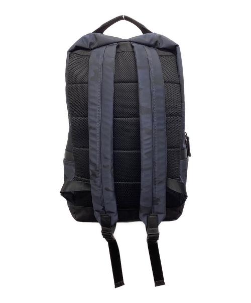 BLACK LABEL CRESTBRIDGE（ブラックレーベル クレストブリッジ）BLACK LABEL CRESTBRIDGE (ブラックレーベル クレストブリッジ) リュック ネイビーの古着・服飾アイテム