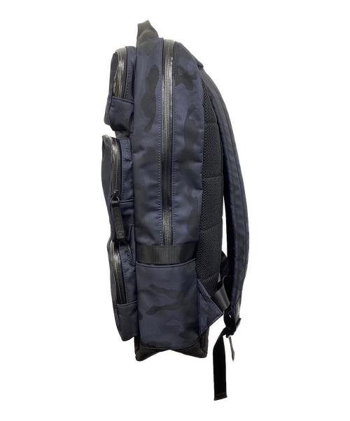 BLACK LABEL CRESTBRIDGE（ブラックレーベル クレストブリッジ）BLACK LABEL CRESTBRIDGE (ブラックレーベル クレストブリッジ) リュック ネイビーの古着・服飾アイテム
