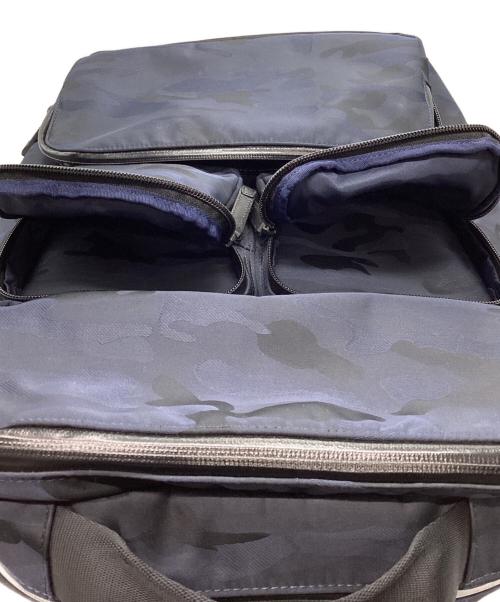 BLACK LABEL CRESTBRIDGE（ブラックレーベル クレストブリッジ）BLACK LABEL CRESTBRIDGE (ブラックレーベル クレストブリッジ) リュック ネイビーの古着・服飾アイテム