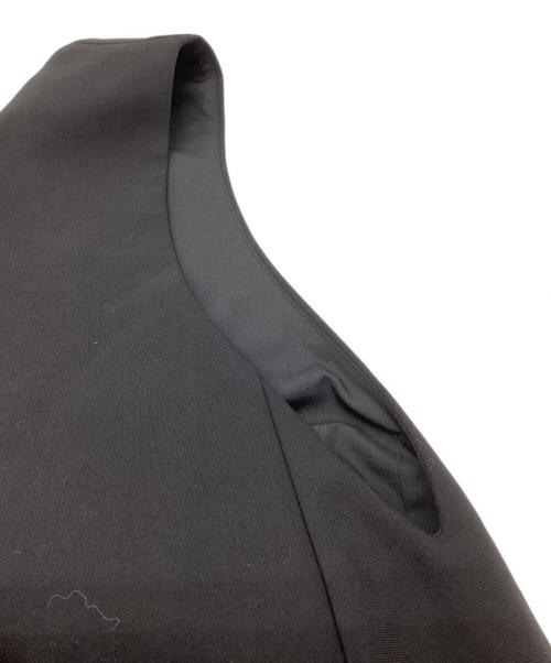 ELENDEEK（エレンディーク）ELENDEEK (エレンディーク) ディープVネックAラインワンピース / 512550312201 / 25年モデル ブラック サイズ:2の古着・服飾アイテム