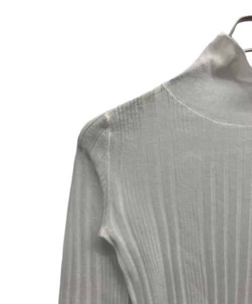 ELENDEEK（エレンディーク）ELENDEEK (エレンディーク) ハイネックシアーリブニット ホワイト サイズ:Freeの古着・服飾アイテム