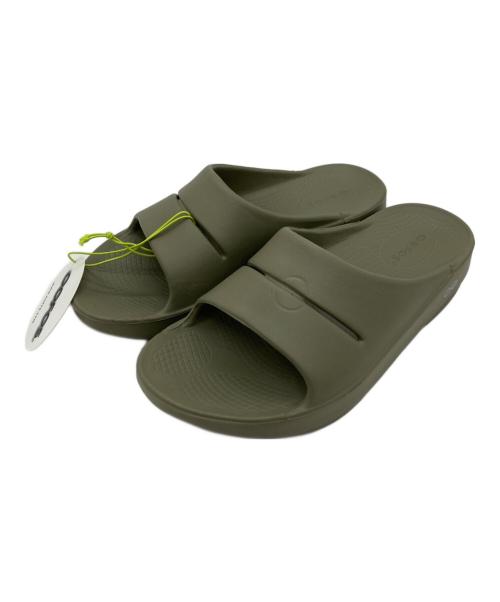 OOFOS（ウーフォス）OOFOS (ウーフォス) リカバリーサンダル カーキ サイズ:37 未使用品の古着・服飾アイテム