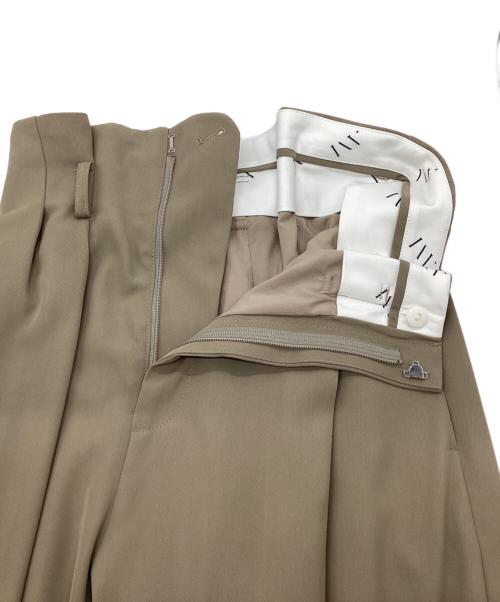 Ameri（アメリ）Ameri (アメリ) MEDI 2TUCK HIGH WAIST PANTS グレージュ サイズ:S 未使用品の古着・服飾アイテム