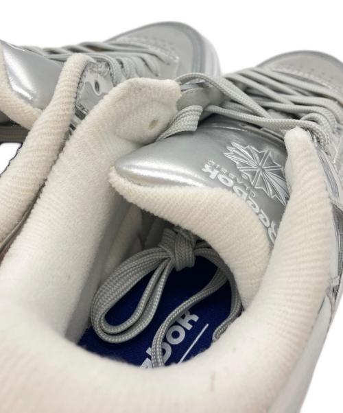 REEBOK（リーボック）REEBOK (リーボック) UN3D. (アンスリード) CLUB C EXTRA/ローカットスニーカー シルバー×ホワイト サイズ:25cmの古着・服飾アイテム