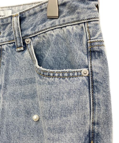 ARPEGE STORY（アルページュストーリー）ARPEGE STORY (アルページュストーリー) パール付きローウエストデニムパンツ ブルー サイズ:2の古着・服飾アイテム