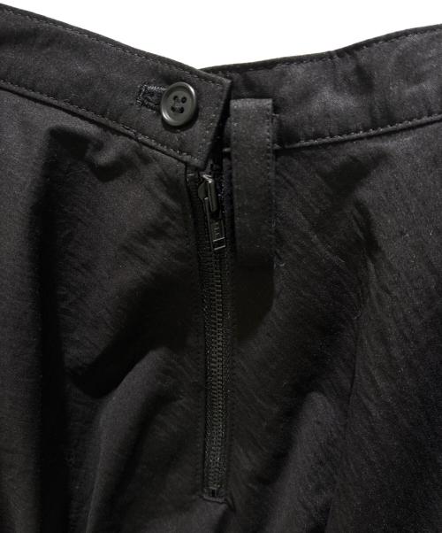 LIMI feu（リミフゥ）LIMI feu (リミフゥ) WEATHER LOOSE ELASTIC SKIRT ブラック サイズ:2の古着・服飾アイテム