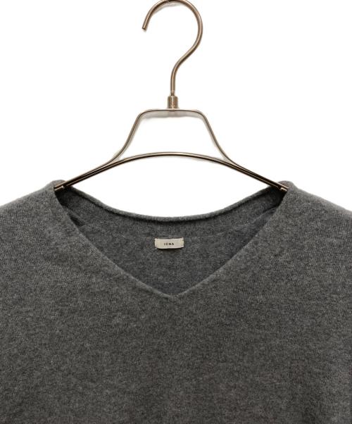 IENA（イエナ）IENA (イエナ) Fineニュージーウール ニュアンス Vプルオーバー グレー サイズ:-の古着・服飾アイテム