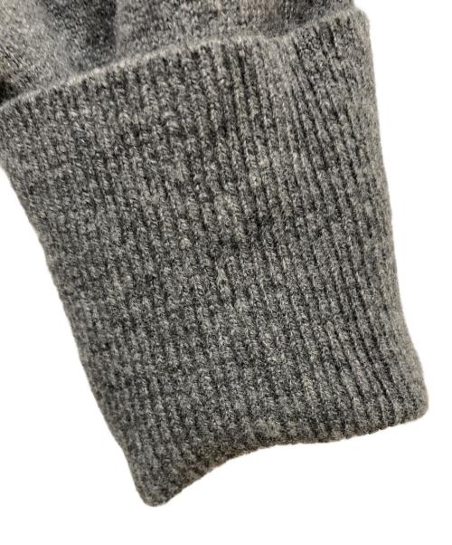 IENA（イエナ）IENA (イエナ) Fineニュージーウール ニュアンス Vプルオーバー グレー サイズ:-の古着・服飾アイテム