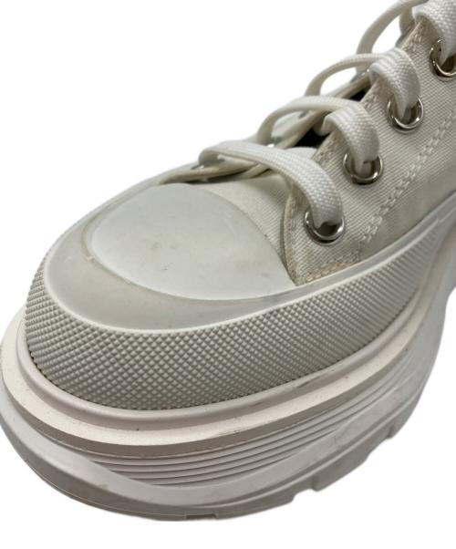ALEXANDER McQUEEN（アレキサンダーマックイーン）ALEXANDER McQUEEN (アレキサンダーマックイーン) Tread Slick Canvas High Top Sneakers ホワイト サイズ:39の古着・服飾アイテム