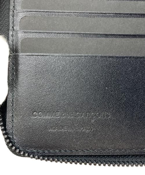 COMME des GARCONS（コムデギャルソン）COMME des GARCONS (コムデギャルソン) ZIPPER MEDLEY 2つ折り財布 ブラックの古着・服飾アイテム