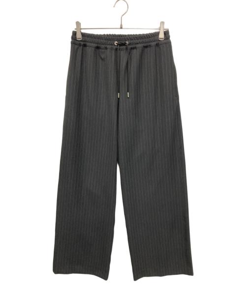 CINOH（チノ）CINOH (チノ) PIN ストライプ リラックスパンツ グレー サイズ:SIZE 38 未使用品の古着・服飾アイテム