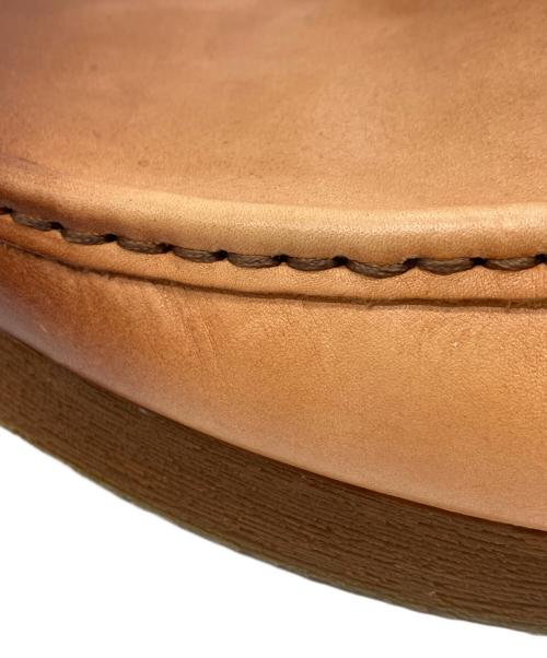 CLARKS（クラークス）CLARKS (クラークス) WALLABEES ブラウン サイズ:25.5の古着・服飾アイテム