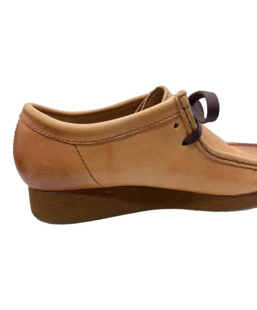 CLARKS（クラークス）CLARKS (クラークス) WALLABEES ブラウン サイズ:25.5の古着・服飾アイテム