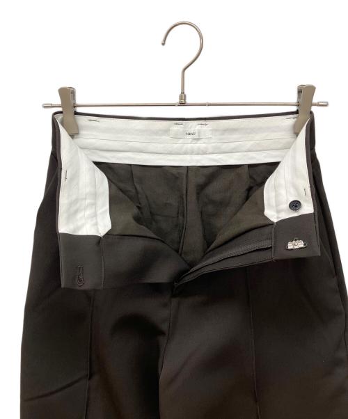 NEAU（ニュー）NEAU (ニュー) スラックス　センタープレスストレートパンツ ブラウン サイズ:SIZE 0の古着・服飾アイテム