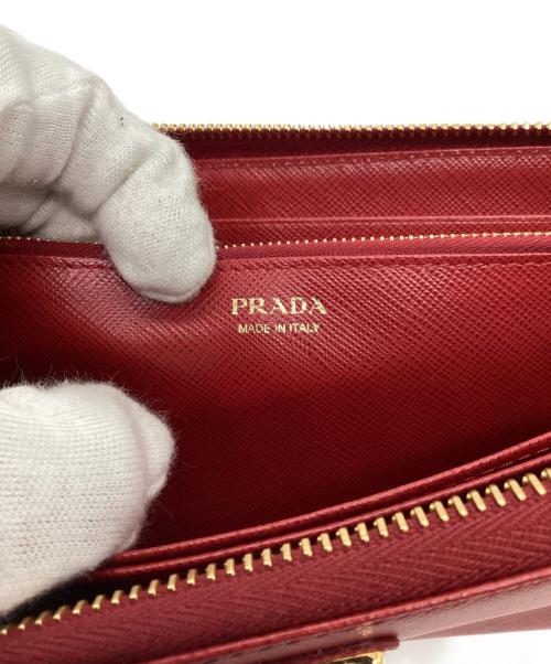 PRADA（プラダ）PRADA (プラダ) ラウンドファスナー長財布 レッドの古着・服飾アイテム