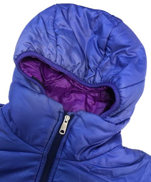 Patagonia（パタゴニア）Patagonia (パタゴニア) ダスパーカー コバルトブルー×ブライトパープル サイズ:Mの古着・服飾アイテム