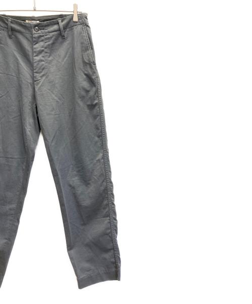 AURALEE（オーラリー）AURALEE (オーラリー) WASHED FINX BUGGY SATIN WIDE PANTS グレー サイズ:4の古着・服飾アイテム