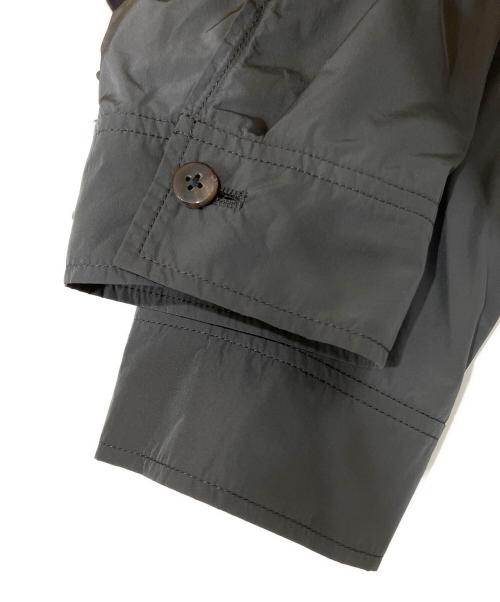 AUBETT（オーベット）AUBETT (オーベット) キューブテックスナイロンコーチジャケット チャコールグレー サイズ:4の古着・服飾アイテム
